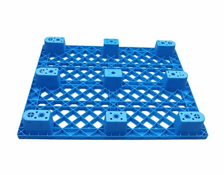 租用或購買塑料托盤哪個(gè)更具成本效益？