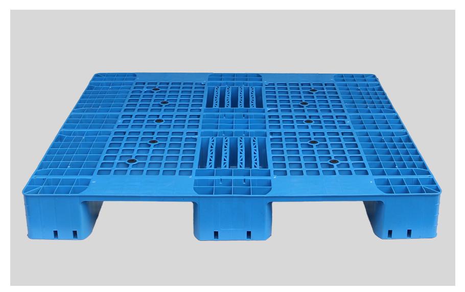 1350網(wǎng)格川字塑料托盤正面