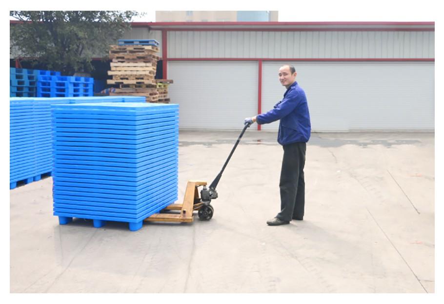 1208網(wǎng)格九腳防滑塑料托盤廠家直銷